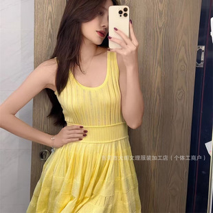 A�Ҵ����¿���������ᘿ��B��ȹŮ�U�������r�Пo����������ȹ