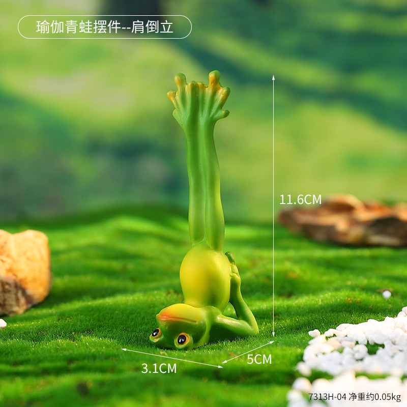  New Funny Micro-expression Frog Ornaments Home Window Resin Crafts Decoration Funny Creative Gift