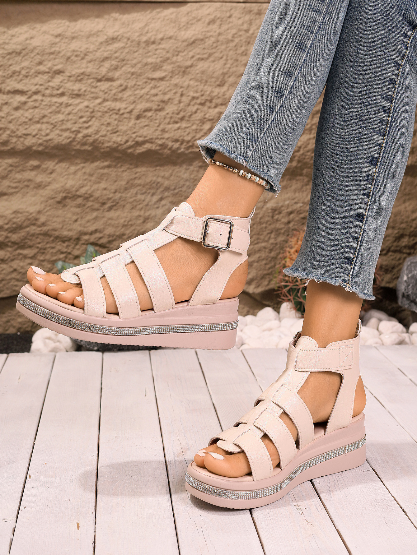 2026010813093246017956w1340h17