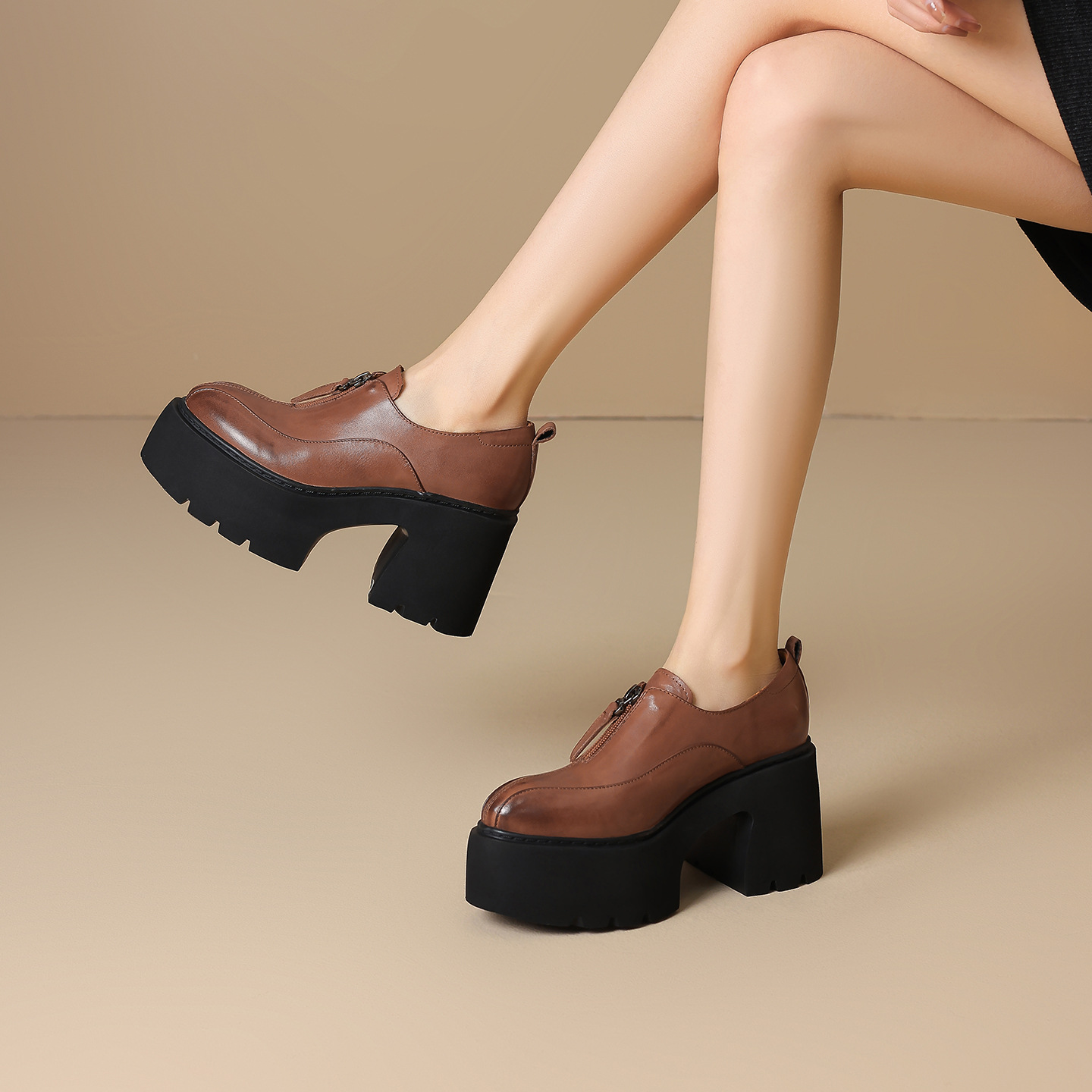 Giày loafer nữ đế xuồng da thật gót vuông phong cách Anh quốc — màu nâu