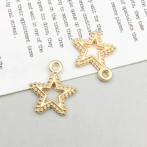 1 KC gold hollow five-pointed star 15*17mm-0.7g-18248