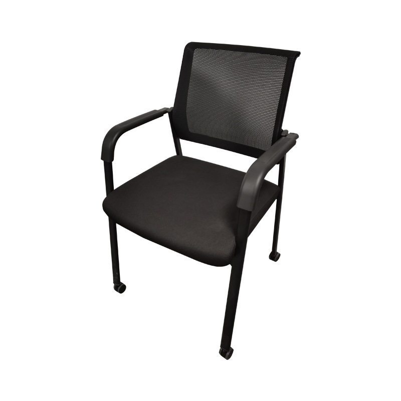 Fábrica en stock de malla transpirable Silla de personal de oficina Silla de conferencia simple apoyabrazos Silla de respaldo Silla de computadora educativa