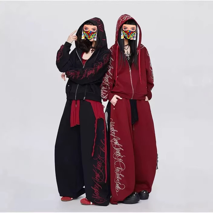 2026 European and American Ins Style Personalized Embroidered Hooded Sweatshirt Long-Sleeve Set Pullover Retro Jacket Street Fashion 2026 European and American Ins Style Personalized Embroidered Hooded Sweatshirt Long-Sleeve Set Pullover Retro Jacket Street Fashion