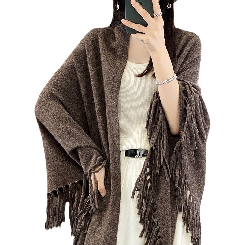 Otoño e invierno europeo y americano chal de lana capa de borla ropa exterior de las mujeres manta bufanda suelta sin hebilla abrigo de punto suéter de las mujeres