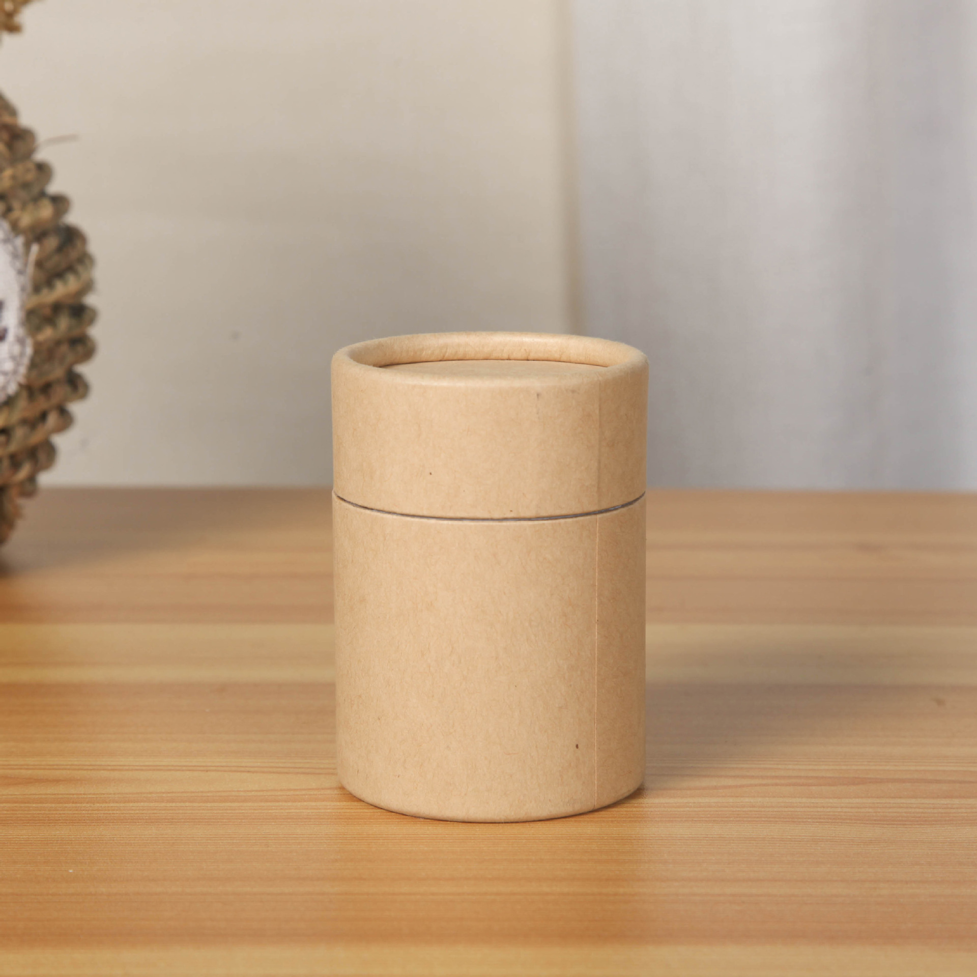 厂家现货密封茶叶包装罐空罐包装盒牛皮纸罐食品茶叶纸罐可印logo