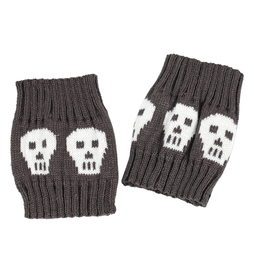 Basic Style Halloween Basic Women's Color Block Skull Polyacrylonitrile Fiber Jacquard Crew Socks A Pair