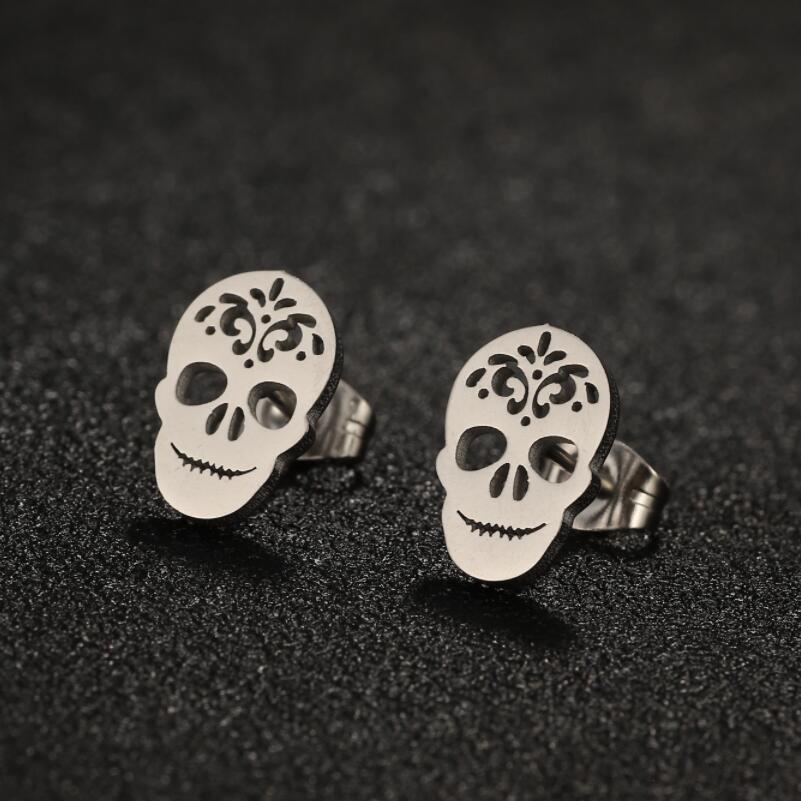 1 Pair Hip-hop Cool Style Skull Plating Hollow Out Stainless Steel Ear Studs display picture 2
