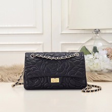 时尚新款小香风休闲 真皮包包复古茶花刺绣单肩斜跨链条经典女包