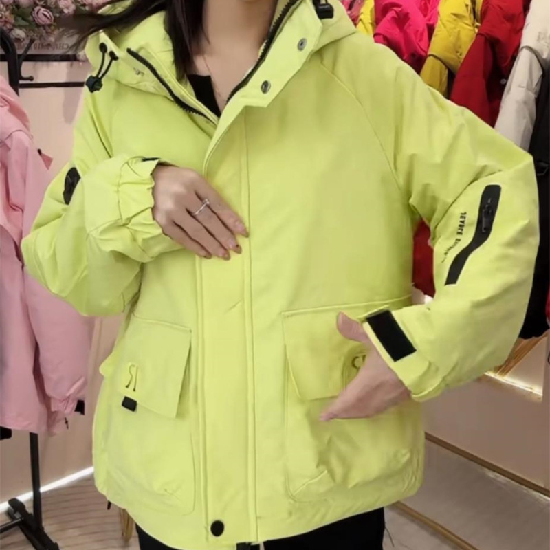 Otoño y invierno de 2025 ropa de mujer nueva moda casual con capuzas personalidad corta chaqueta de algodón deportivo suelto image 7