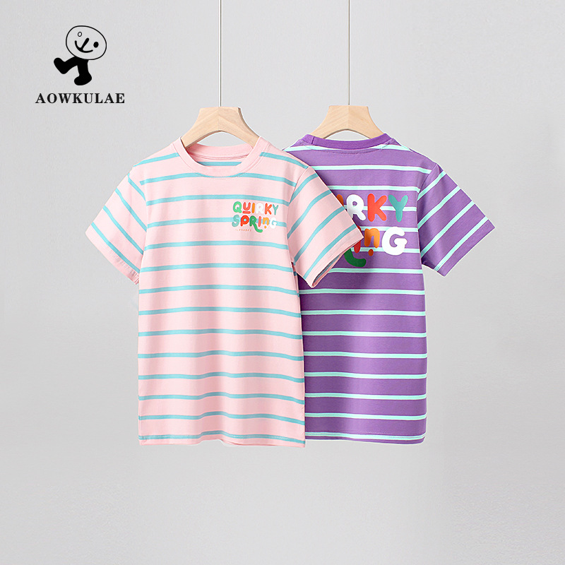 Ropa de verano estilo coreano para niños nueva camiseta de manga corta para niños letra del Tesoro femenino superior a rayas de manga corta para niñas al por mayor