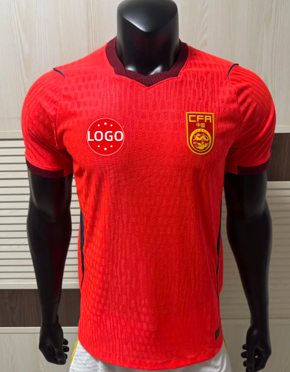 2627 camisetas de fútbol versión jugador, nuevas camisetas de fútbol de clubes como Barcelona, Real Madrid, Bayern, Arsenal, París.