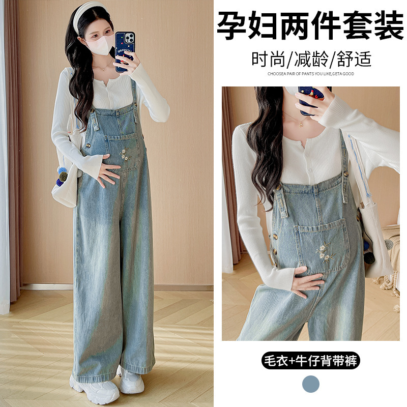 Real shot maternity clothes new V-neck knitted bottoming shirt embroidered Denim suspenders age-reduced pregnant women jumpsuit suit