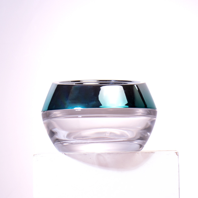Luxurious cosmetic bottle
