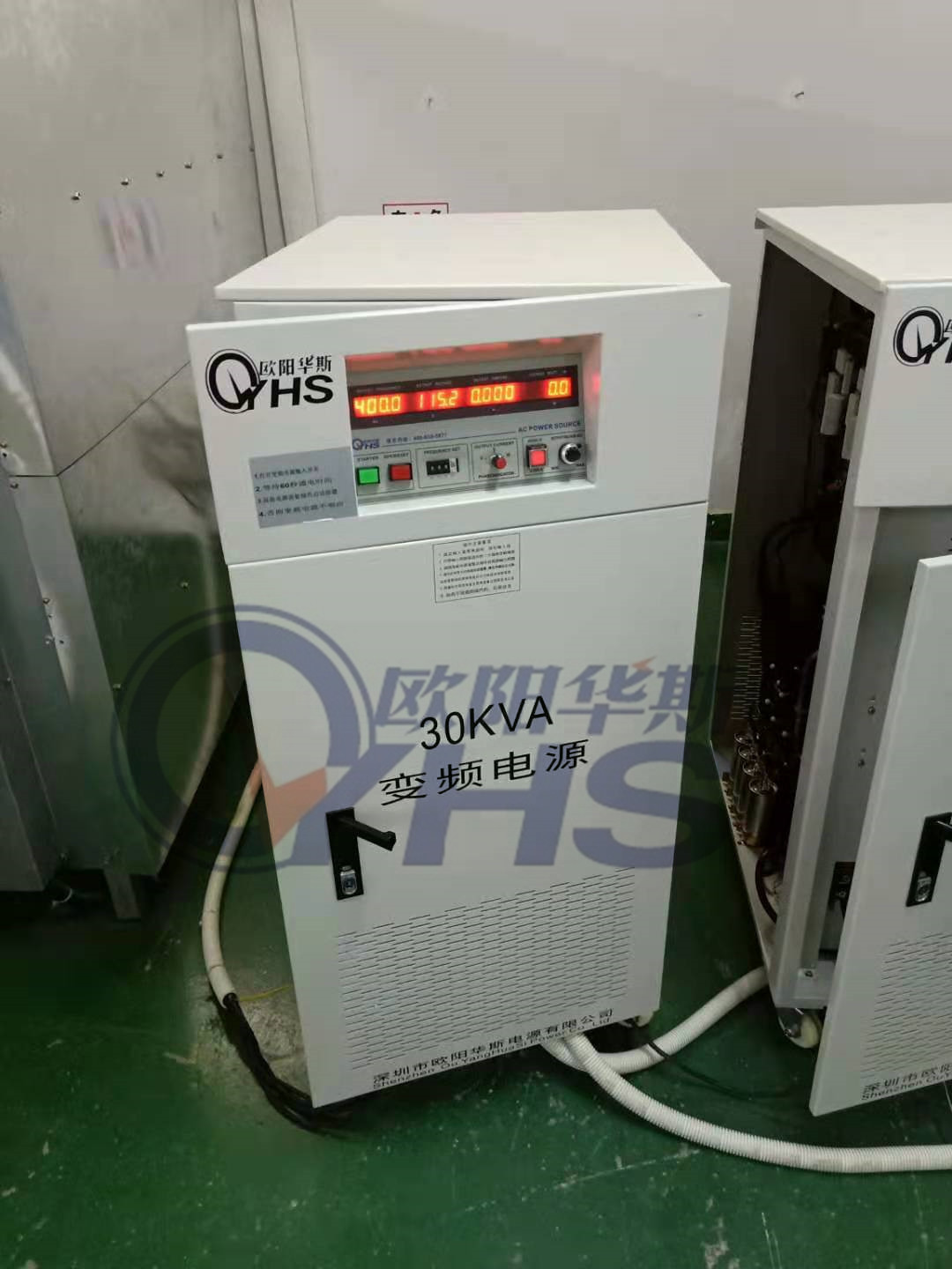 ŷ����˹����30KVA��Ƶ��Դ�����ɶ������400HZ��Ƶ��Դ