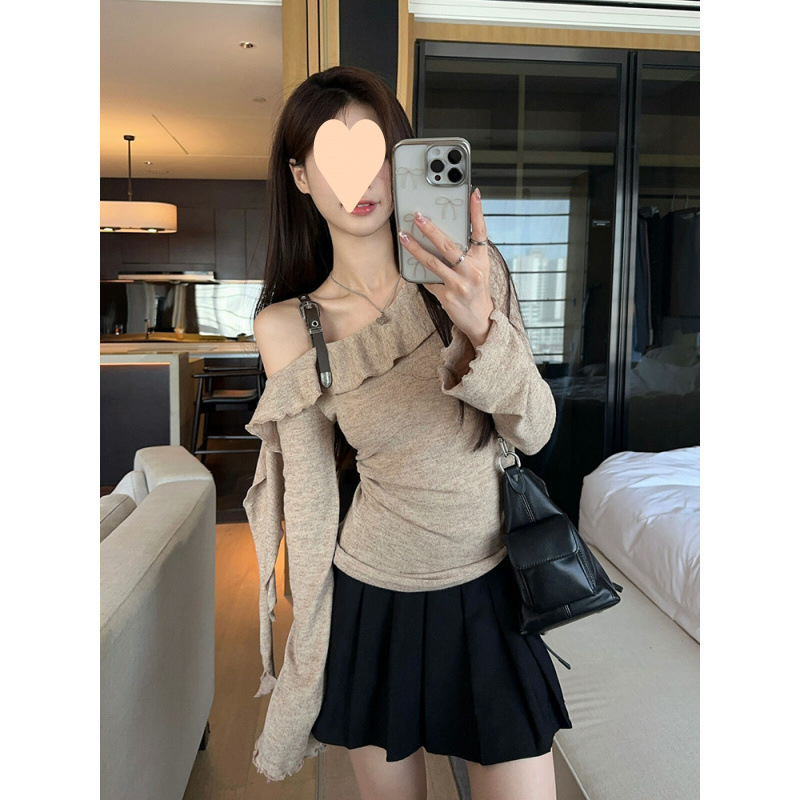 ハスの葉の縁のしわの長袖のニットの女性の早秋の新型のギャルの設計の不規則な修身は腰を絞めて肩の上着を現します。|undefined