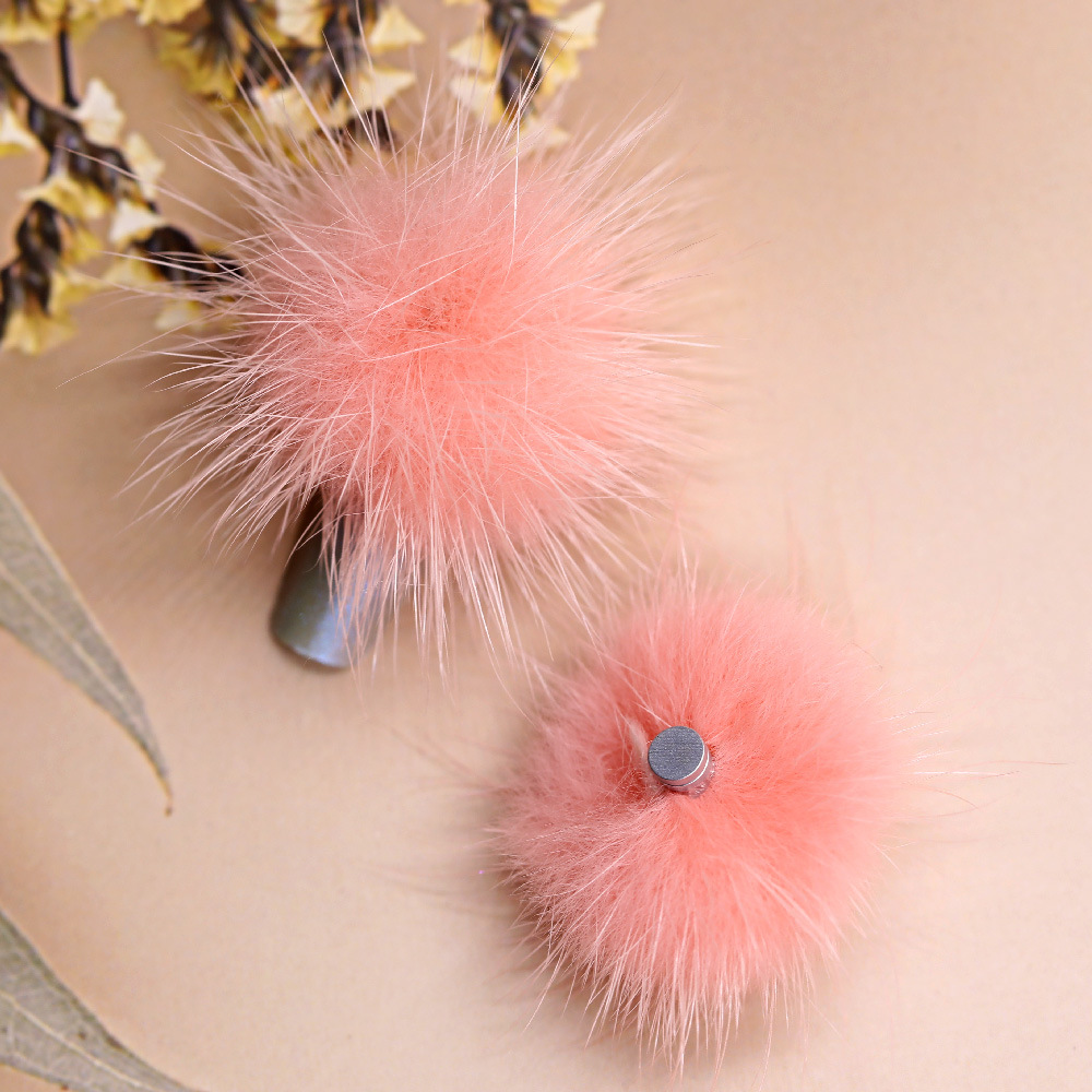 Imán desmontable Bola de Pelo uñas joyería Internet celebridad nuevo invierno visón terciopelo linda chica corazón decorativo hebilla magnética