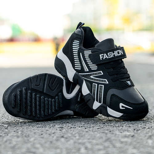 2025 Spring and Autumn New Boy's Sports Shoes, Trendy and Stylish, Simple Style Outdoor Running Children's Sports Shoes