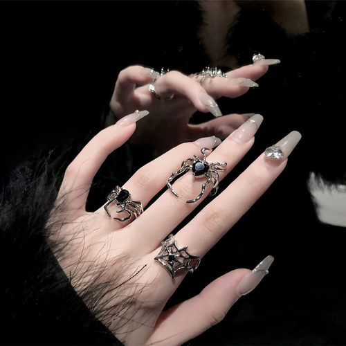 Dark retro black gemstone spider nail ring niche design high-end cool style open personality ring