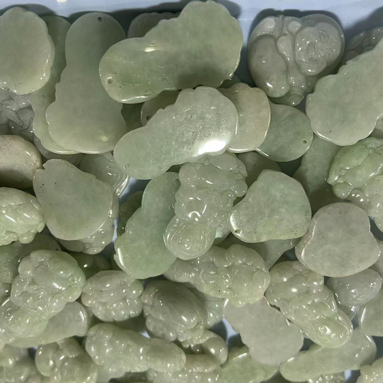 天然A货缅甸豆白翡翠观音佛平安玉石观音玉挂件翡翠吊坠直播货源