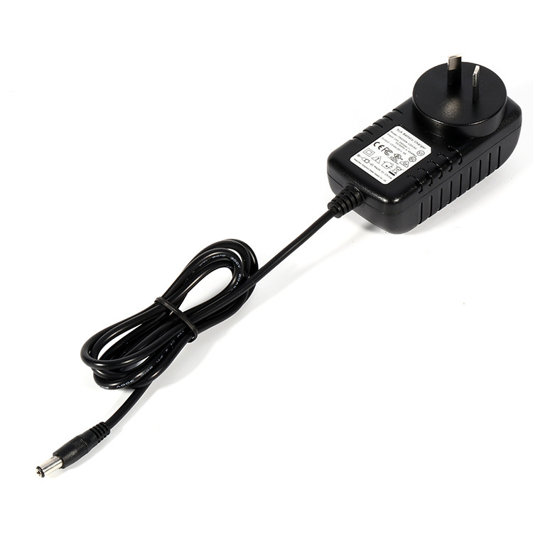 安全規格認証 4.2V4A 電動工具充電器 8.4V3A リチウム電池充電器 12.6V2A|undefined