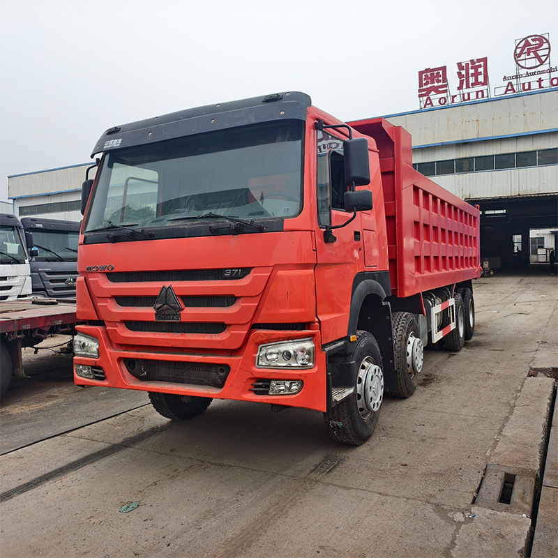 90% New Sinotruk Howo Dump Truck for Export, 4X8 Mining Engineering Vehicle, 375 Horsepower, Port Cargo Truck 90% New Sinotruk Howo Dump Truck for Export, 4X8 Mining Engineering Vehicle, 375 Horsepower, Port Cargo Truck