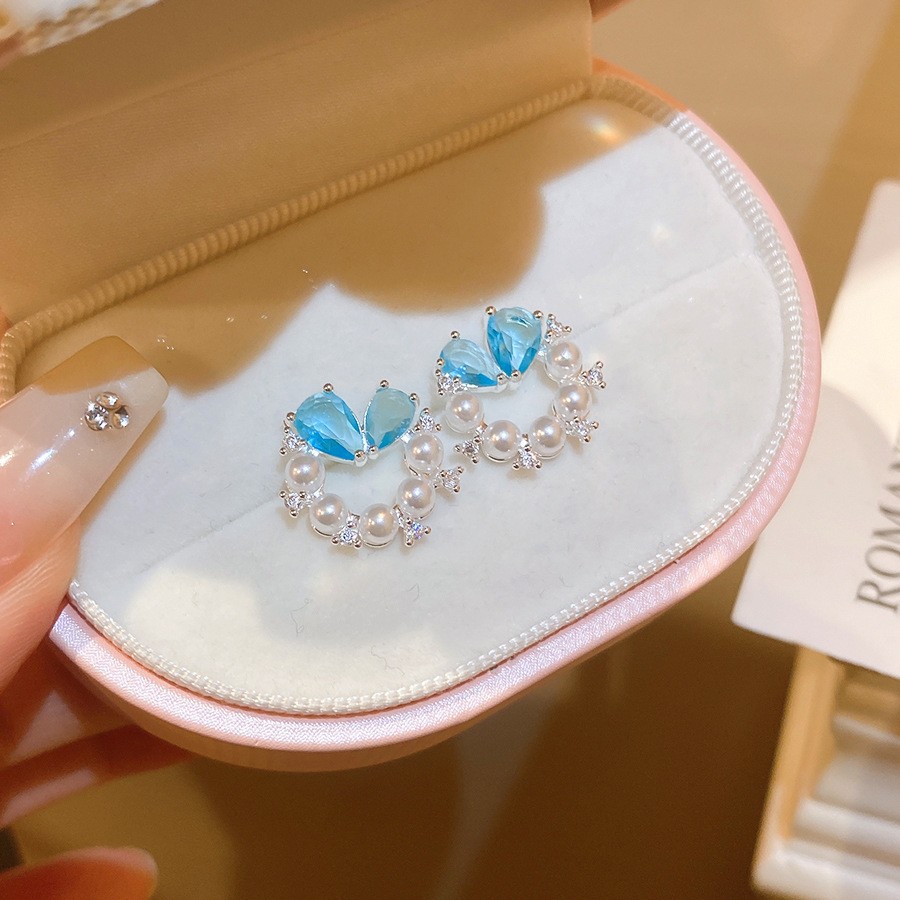 Pendientes de flor de cristal de aguja de plata, cuentas de arroz de cristal, pendientes azules, pendientes de estilo de vacaciones frescas, pendientes de lujo ligero, de alta calidad, mujeres