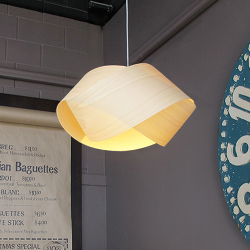 아트 램프 Biyue 북유럽 거실 샹들리에 식당 나무 가죽 램프 포스트 모던 분자 램프 창조적 인 성격 바 램프 노동자