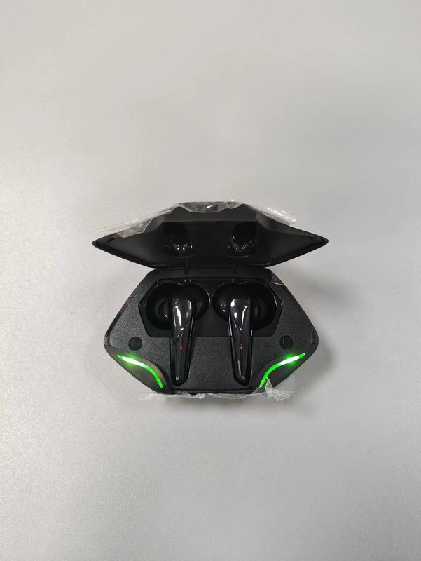 クロスボーダー新型x15proワイヤレスbluetoothヘッドフォンライトゲーム二重モード入耳hifi音質競争ヘッドセット|undefined