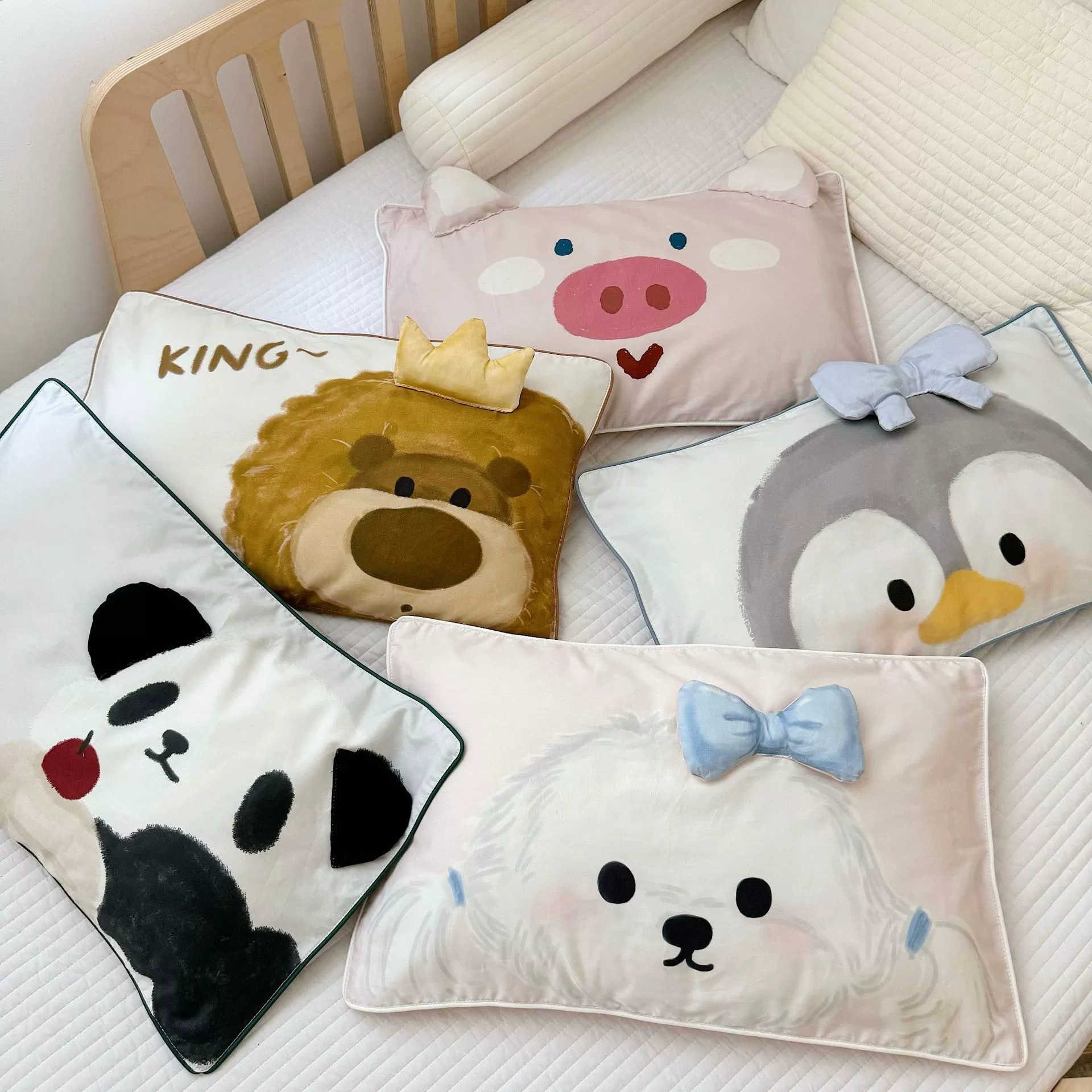Cartoon cotton children's pillowcase, pillow, scarf for students