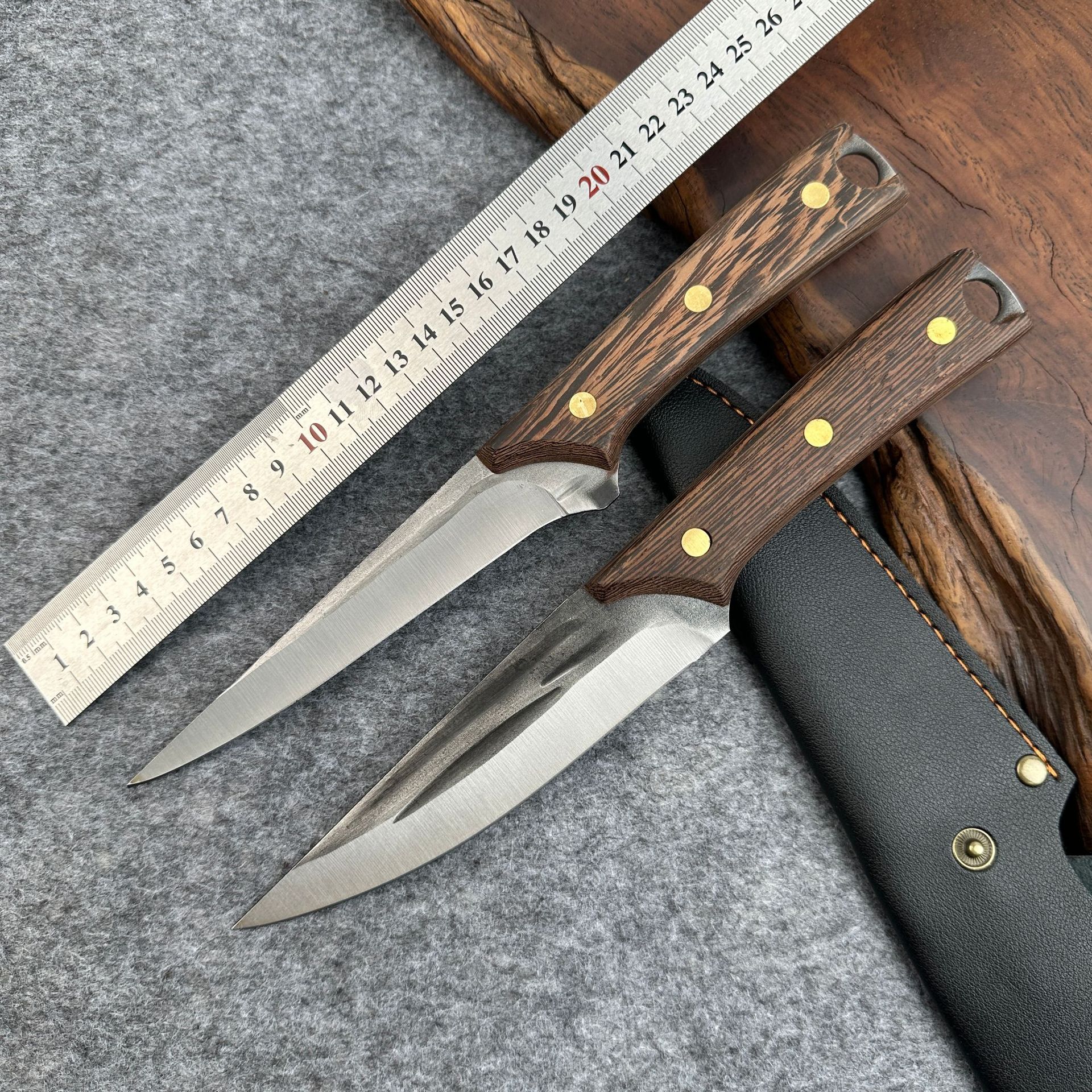 Hand-Forged Boning Knife for Outdoor Kitchen Use, Household Cutting Knife for Fish, Sharp Knife for Cutting Vegetables and Meat, Camping Knife