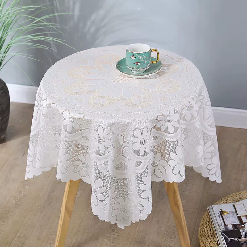Скатерть в стиле bright‑silk, принты «сакура» и «ромбы», размеры 60×60–140×200 см