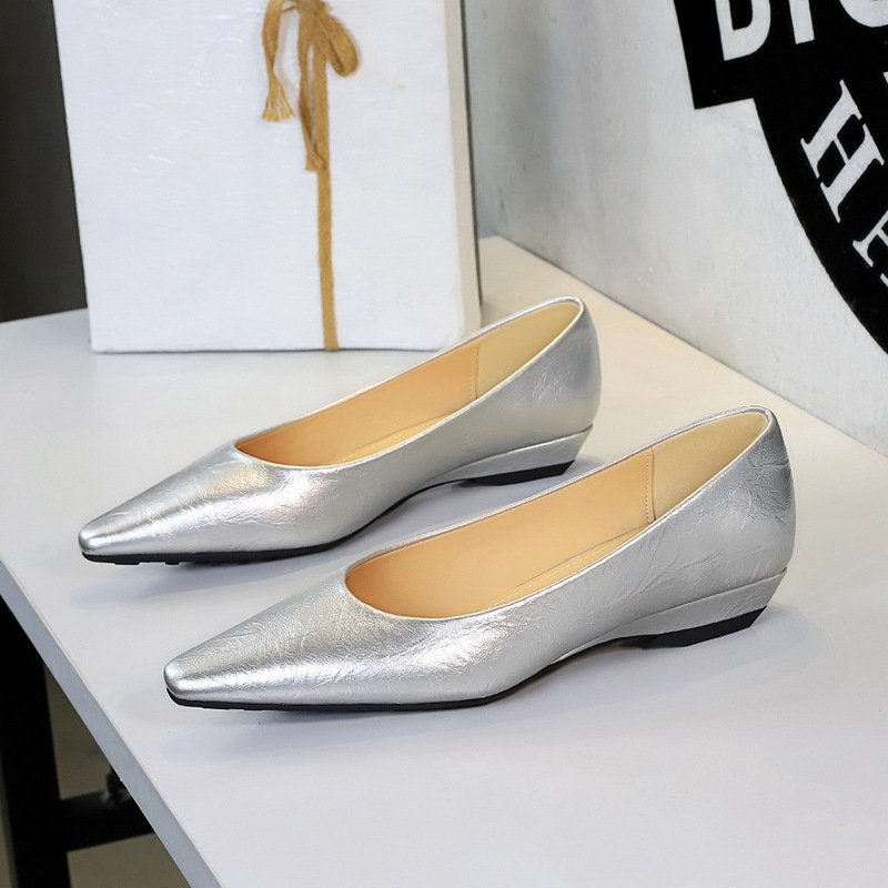 3683-20 Wedge Women's Shoes Pointed Toe Shallow Mouth Granny Shoes Versatile Hepburn Low Heel Commuting Shoes Silver Flats