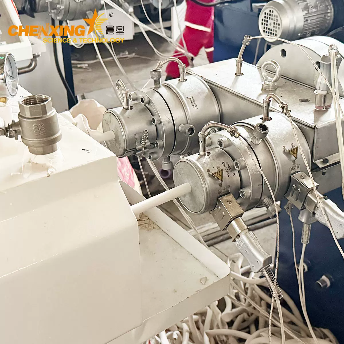 16-50mm PVC一出二双腔挤出线 全自动节能管材生产线 稳定高效