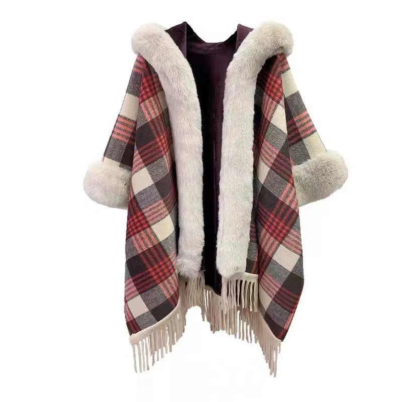 Вязаный плащ-тренч с капюшоном, отделка из faux‑fur, клетчатая вязка с бахромой, большого размера