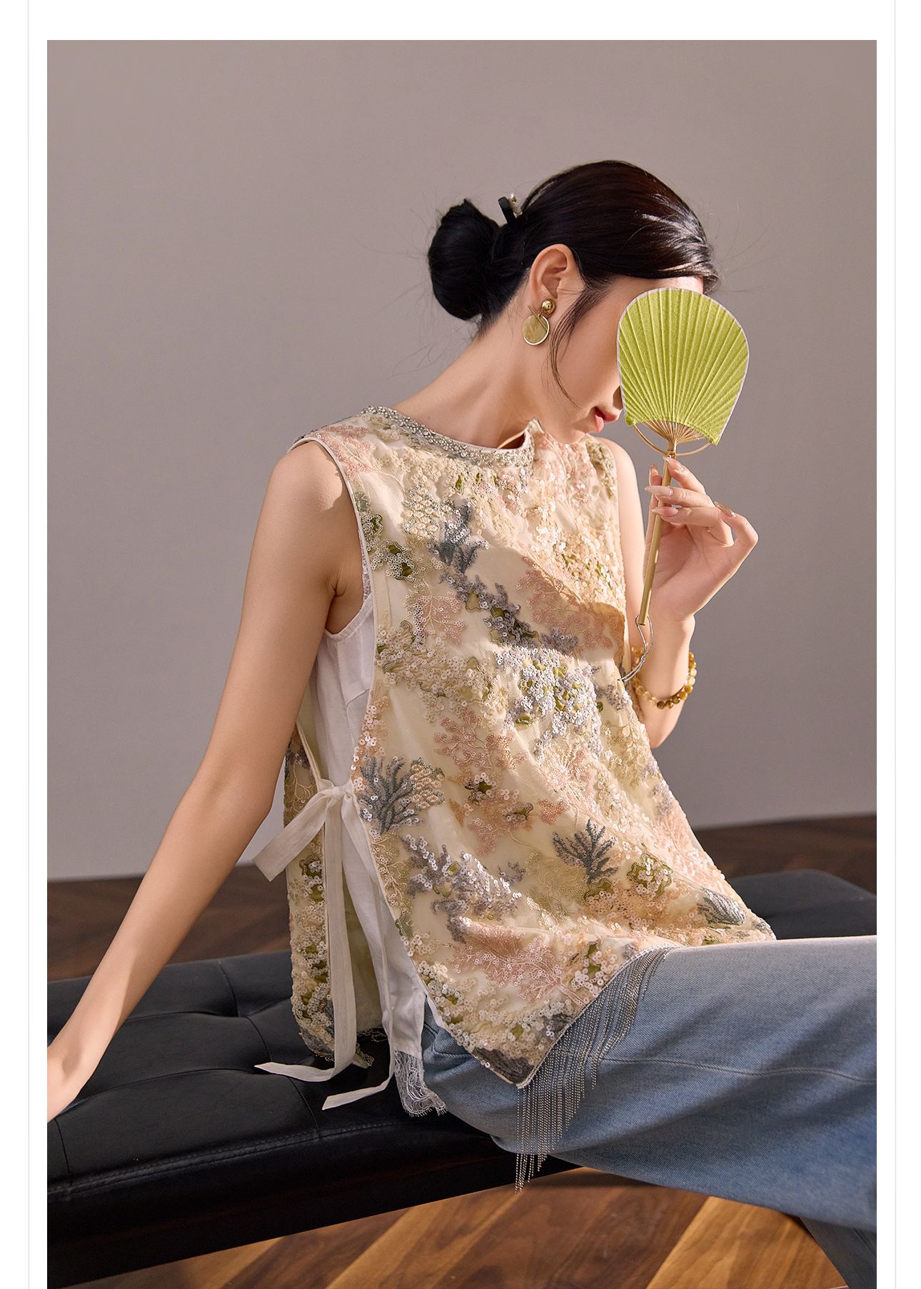 Áo hai dây nữ phong cách Trung Hoa đính tua rua sequin cổ đá N5058 — Màu hồng be chi tiết 9