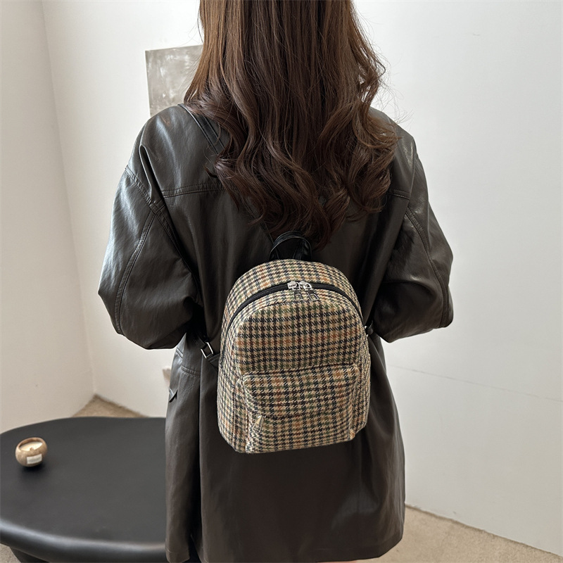 2024 invierno nuevo estilo versátil este año popular bolsas casuales de alta calidad, nicho, mochila de moda de mujer