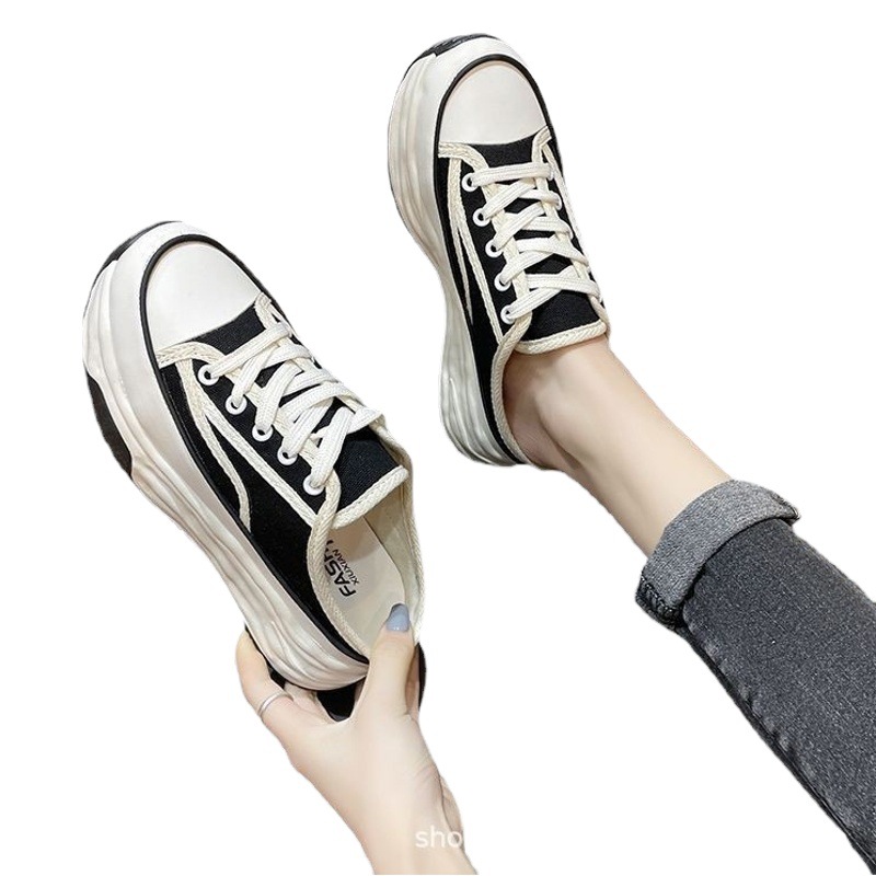 2023 nueva plataforma de aumento de altura casual perezoso medio soporte grueso inferior cerrado dedo del pie medio zapatillas de lona al aire libre del verano de las mujeres zapatillas