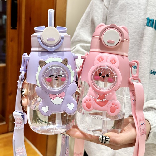 High-quality appearance boys and girls cartoon cups portable anti-fall summer children plastic straw water cup new cute