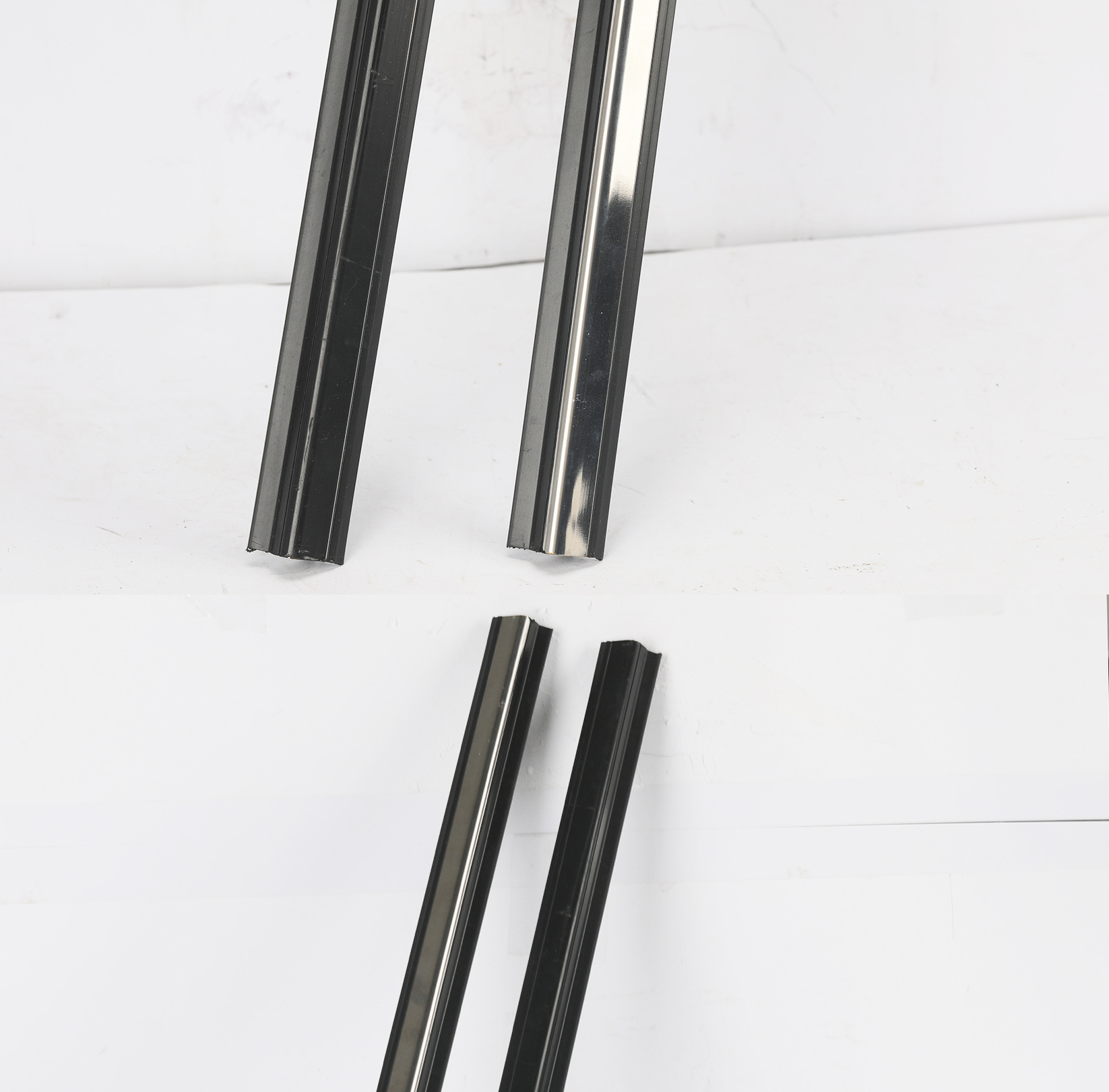 Water-Blocking Glass Sealing Strip for Three-Wheeled and Four-Wheeled Vehicles, Hand-Cranked Electric Sealing Strip, Waterproof Sealing Strip, Windproof Sealing Strip