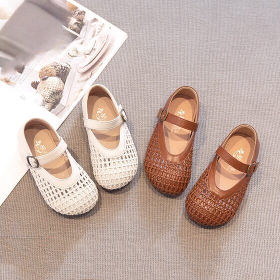 Girls' Sandals 2025 New Summer Children's Cave Shoes Princess Shoes Women's Treasure Summer Girls Shoes Leather Shoes