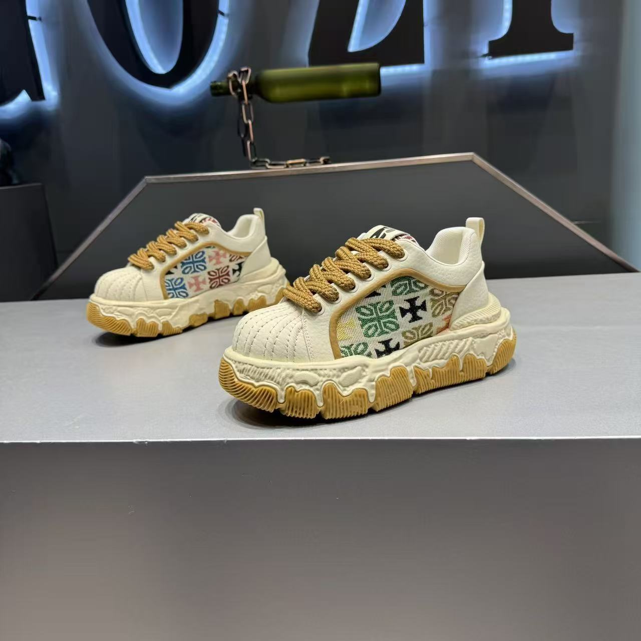 2026 Spring New Shoes, Thick-Soled, Height-Increasing, Color-Block, Versatile Men's Casual Shoes_vogvips.com