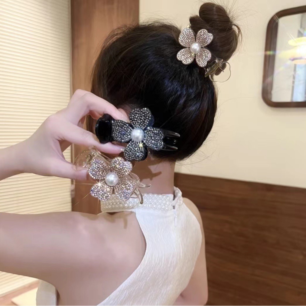 滿鑽珍珠四葉草抓夾花朵髮夾丸子頭髮飾高馬尾固定神器三齒夾頭飾