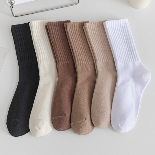 Autumn and winter new socks women's mid-calf socks Japanese solid color simple cotton striped women's stockings manufacturer wholesale