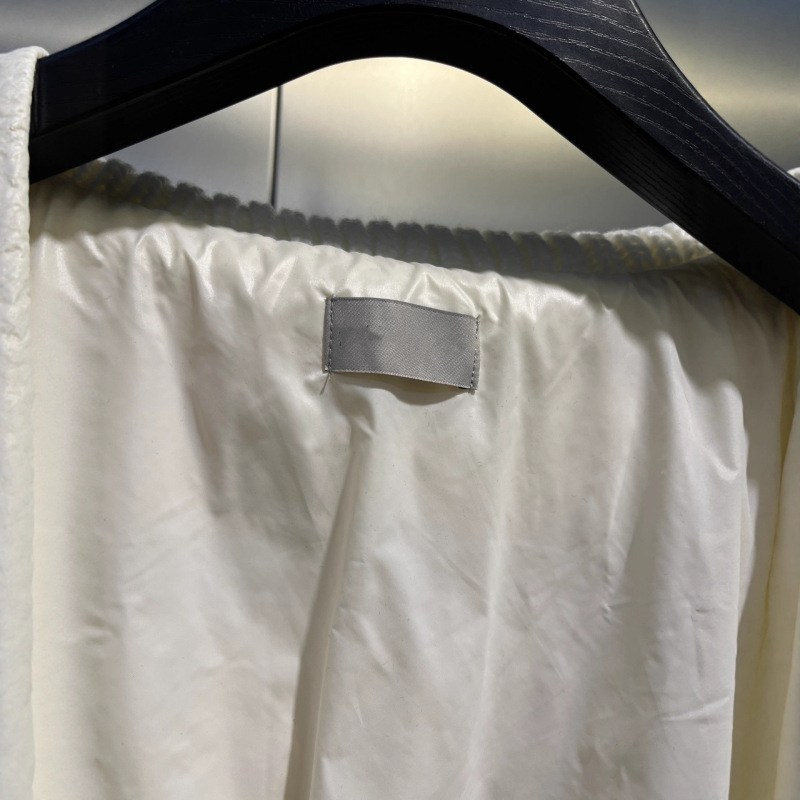 高版本蒙家25ss新款拼接羊毛针织袖立领羽绒服外套刺绣logo后背|undefined