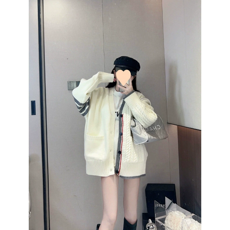 Woolen cardigan, jacket, western style