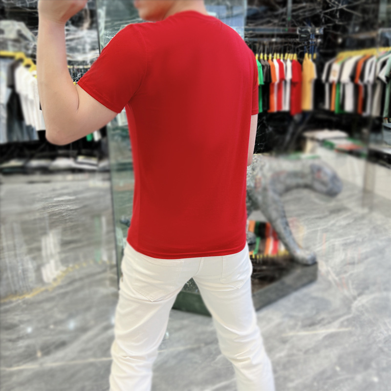 2023 Neue Sommer Ice Short Herren Trend Slim Fit Halbarm Mode Marke T-Shirt Schuhe Hot Diamond Seide Baumwolle_voghion.com