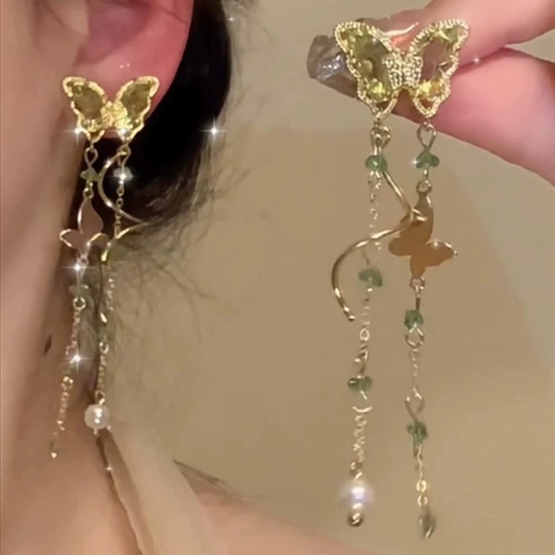 Серьги, вставленные