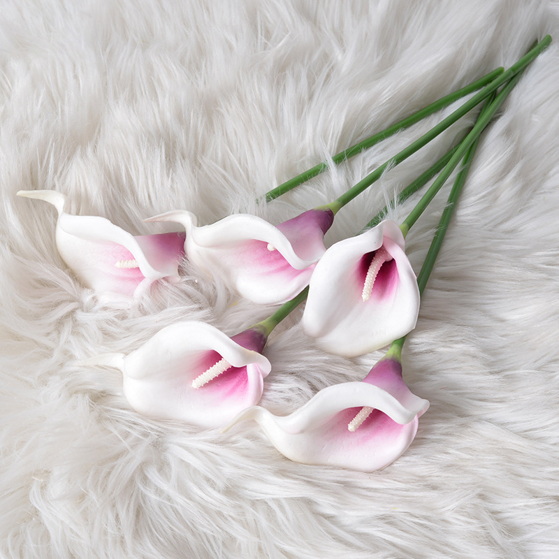 Artificial pu mini Calla Lily boda fotografía decoración del hogar mano-sensación flor falsa fábrica al por mayor