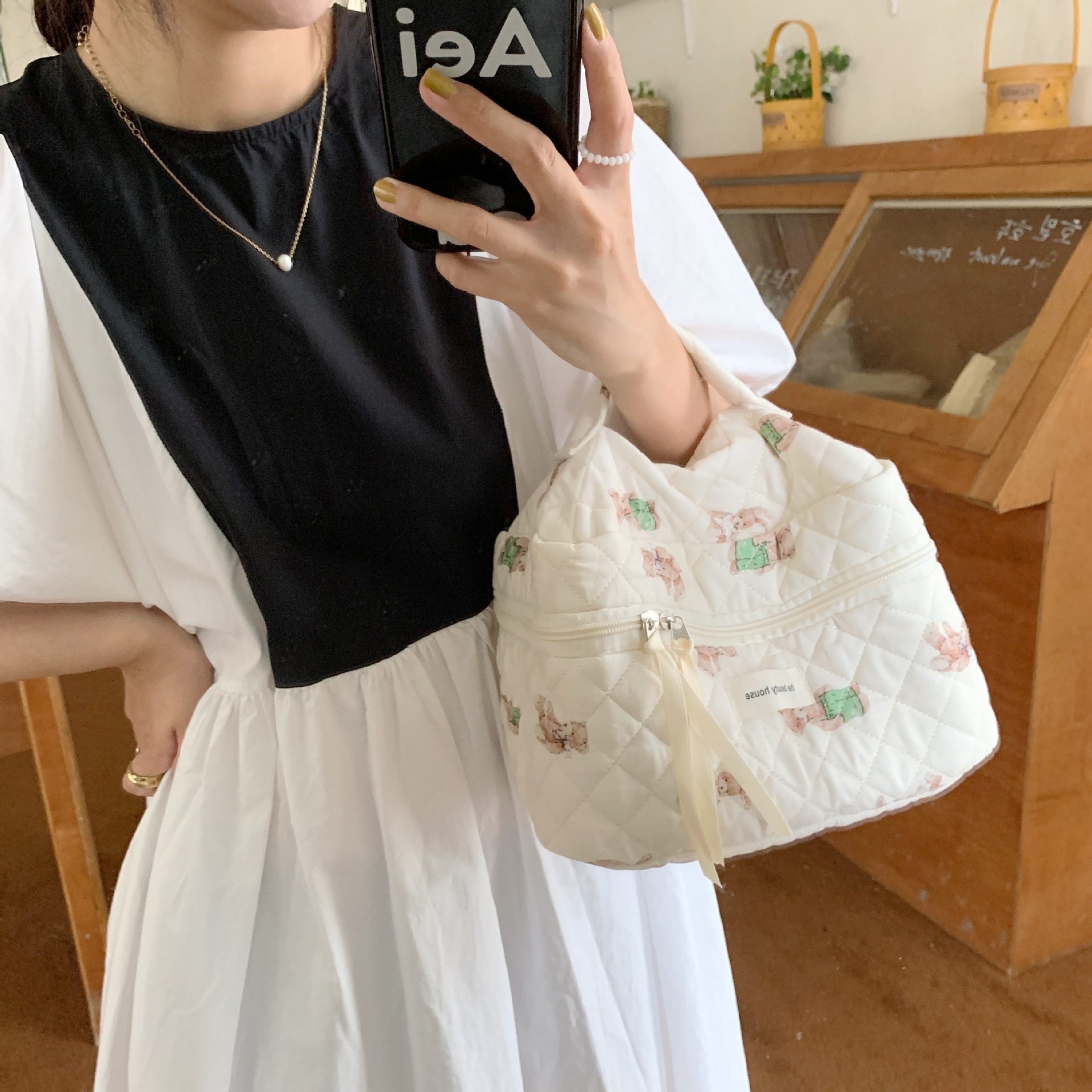 26275 ins Cute rabbit Bear Makeup Bag, portable pen case, Girls' clutch, multi-functional storage bag undefined