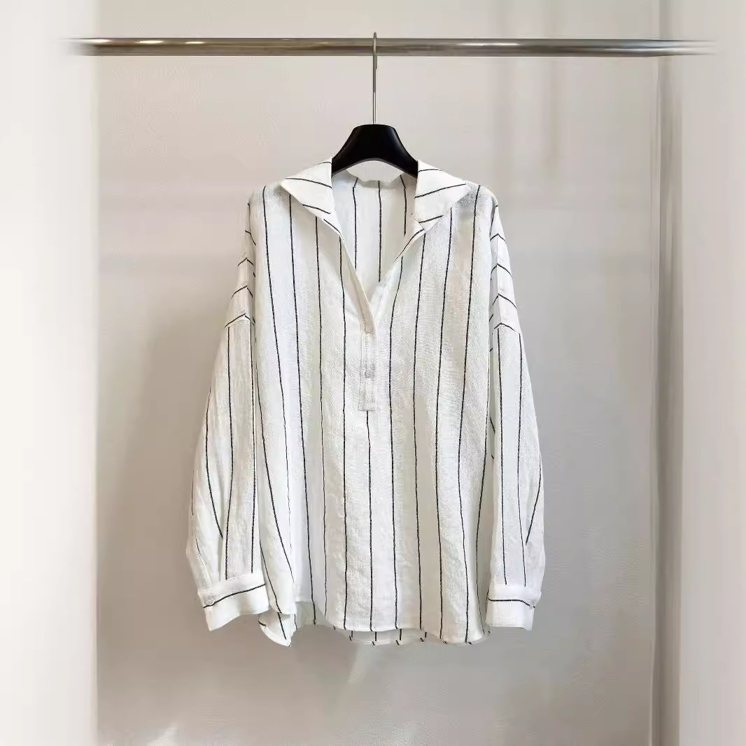 Autumn minimalistic long-sleeve